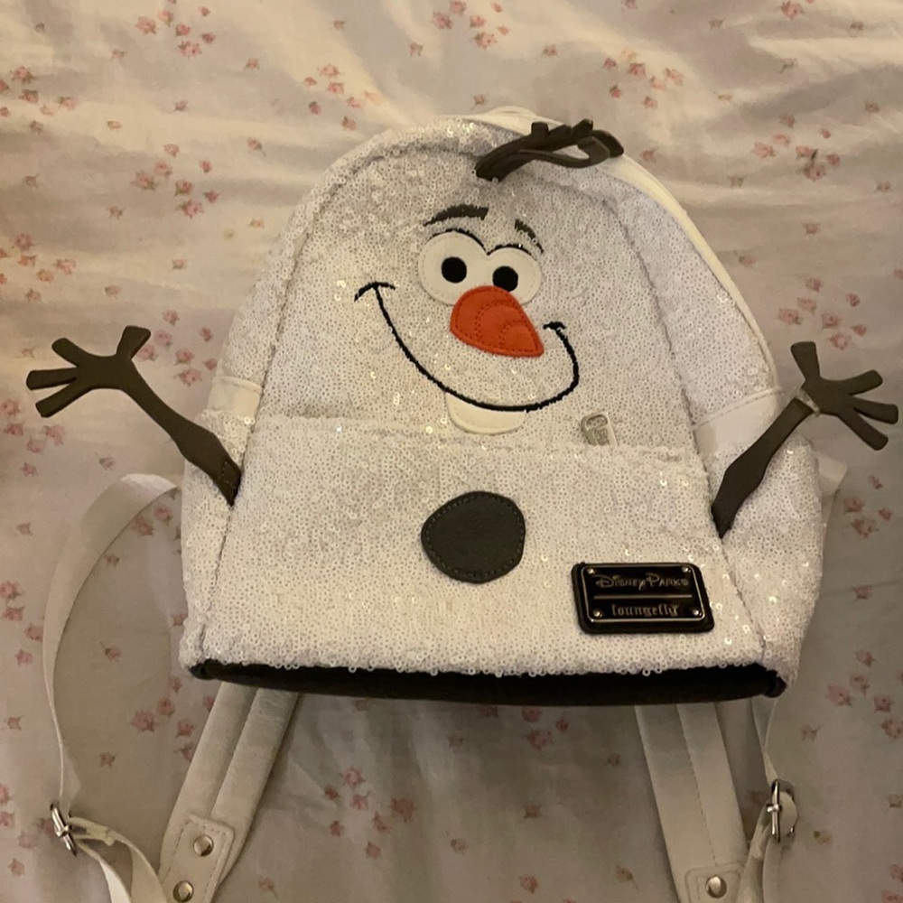 Olaf Loungefly